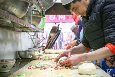 Xi’an Morning Food & Market Tour by TukTuk