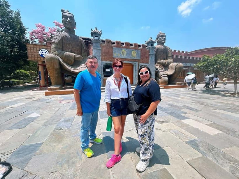 Xi'an: Morning Terracotta Army Tour with Local Family Lunch - Skip-the-line entry: why your passport matters