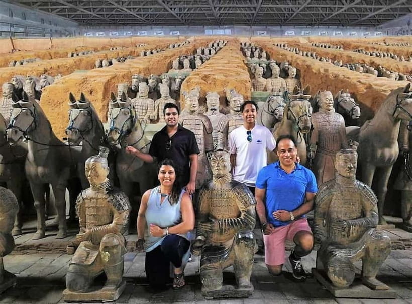 Xi'an: Terracotta Army Mini Group or Private Tour - Where you meet: the Qinshihuang statue in the parking lot