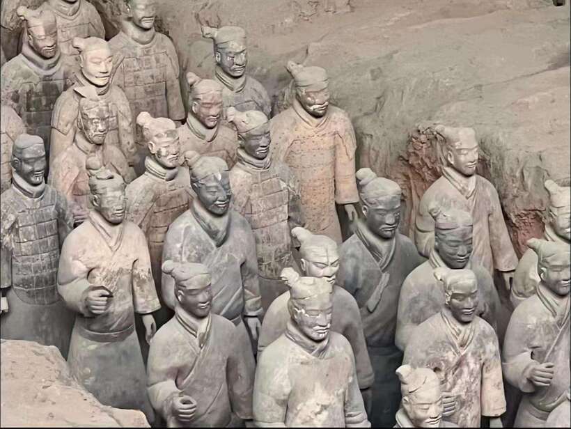 Xi'an: Terracotta Army Museum Group Tour - Lunch that feels local, not touristy