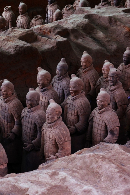 Xi'an: Terracotta Warriors Private Tour with Optional Lunch - Pit 1: the main stage of the army
