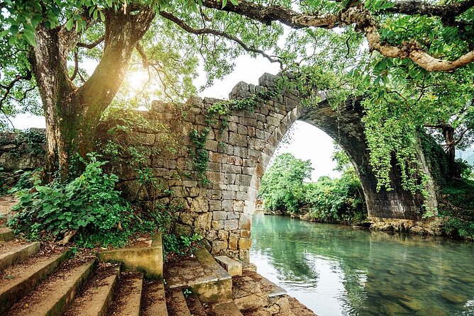 Xianggong Hill Cormorant fishing show Fuli ancient bridge DayTour - Xianggong Mountain: panoramic river-valley views in the first stretch