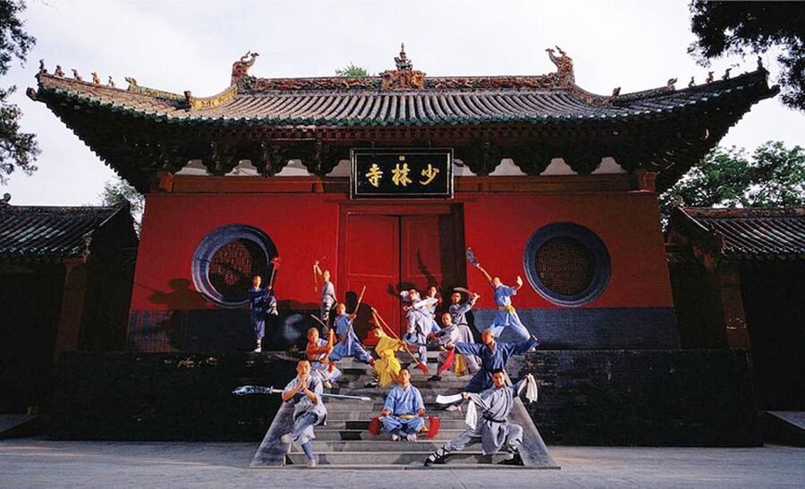 Zhengzhou: Private Tour to Shaolin Temple & Longmen Grottoes - Who this tour fits best (and who should reconsider)